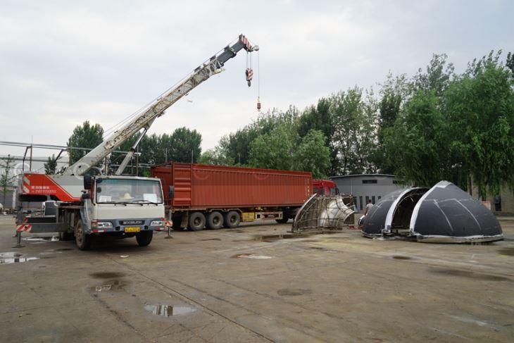 Transportation-- Polishing-grinding-stainless-steel-sculptures-farbcation-factory